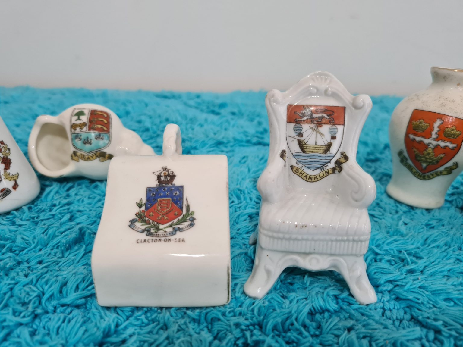 ingiliz-kraliyet-minyatür-porselenleri-6