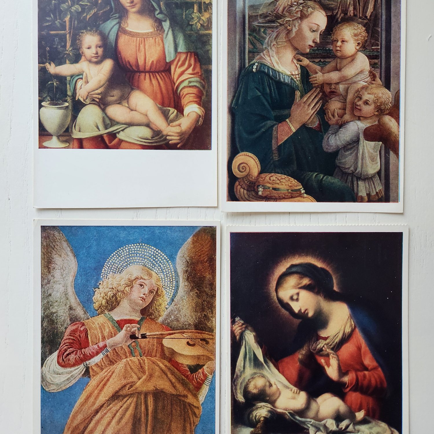 4 Adet Yabancı Dini Kartpostal Avrupa 10x15cm boyutunda dönemine ait