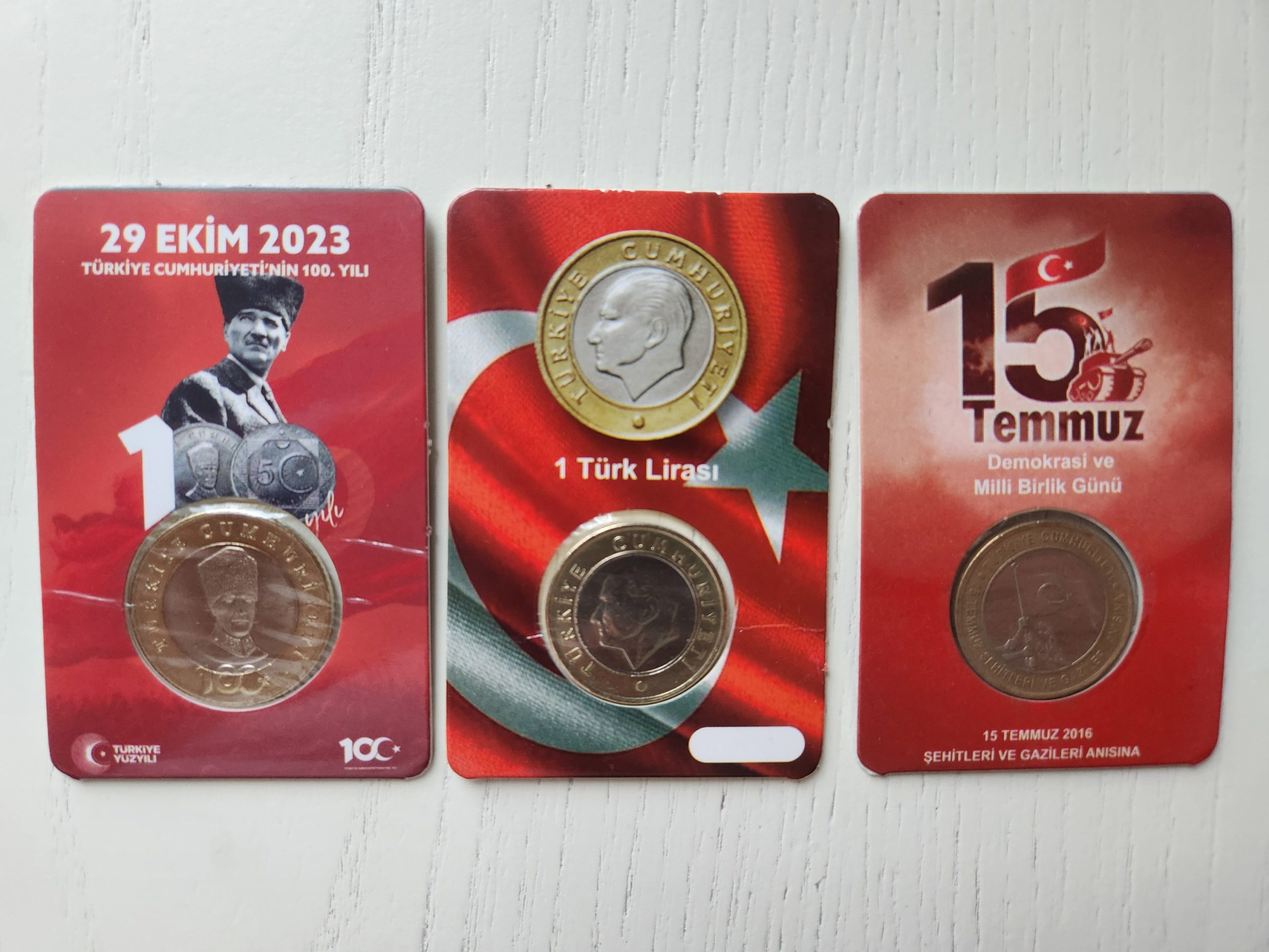 1000009179.jpg 3lü Hatıra 1 Lira ve 5 Lira Para Kiti Seti 29 Ekim 15 Temmuz 2023 1 Lira - Görsel 1