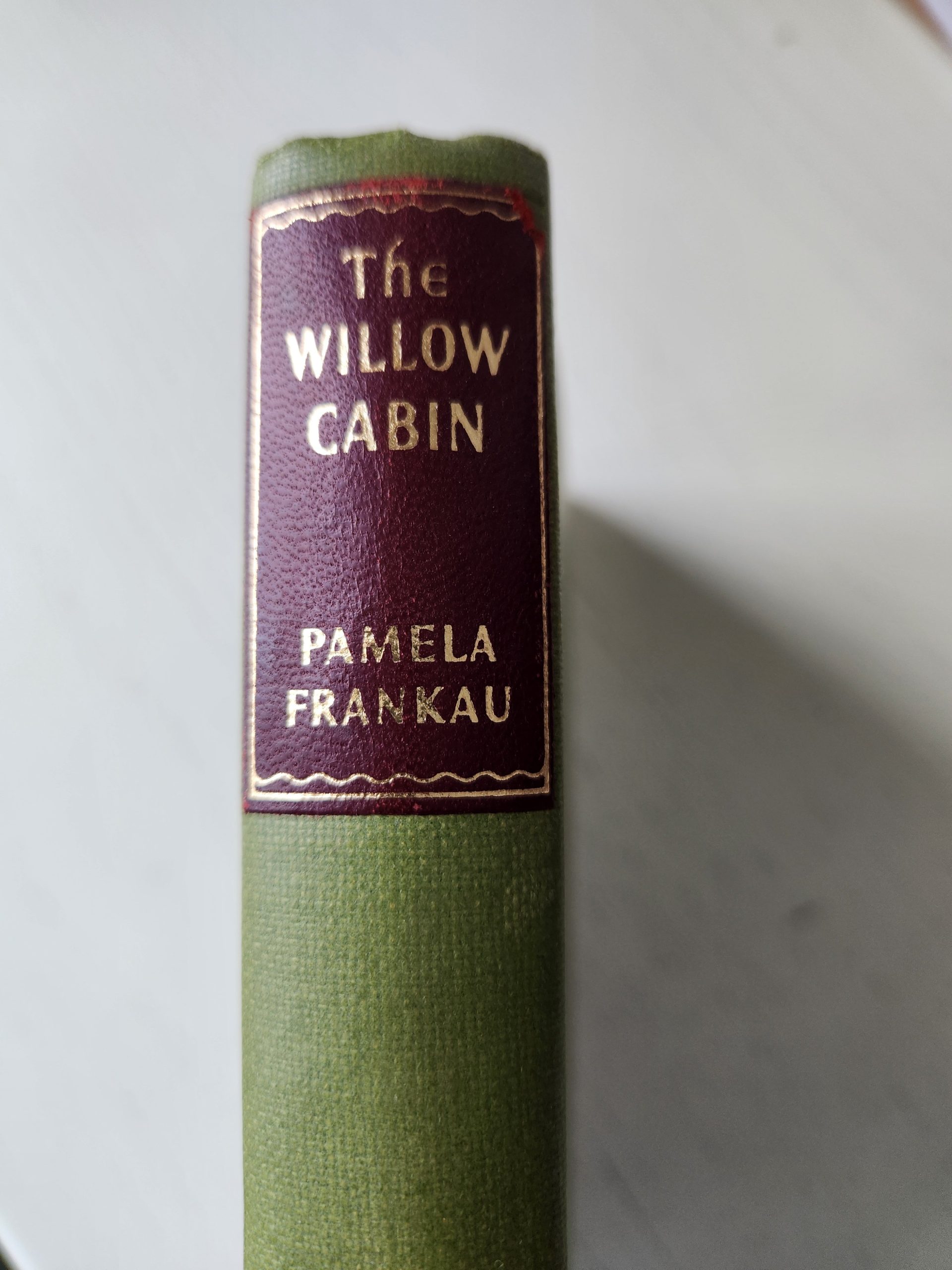 1000009267.jpg The Willow Cabin 410 Sayfa 1949 Baskı İngilizce - Görsel 1