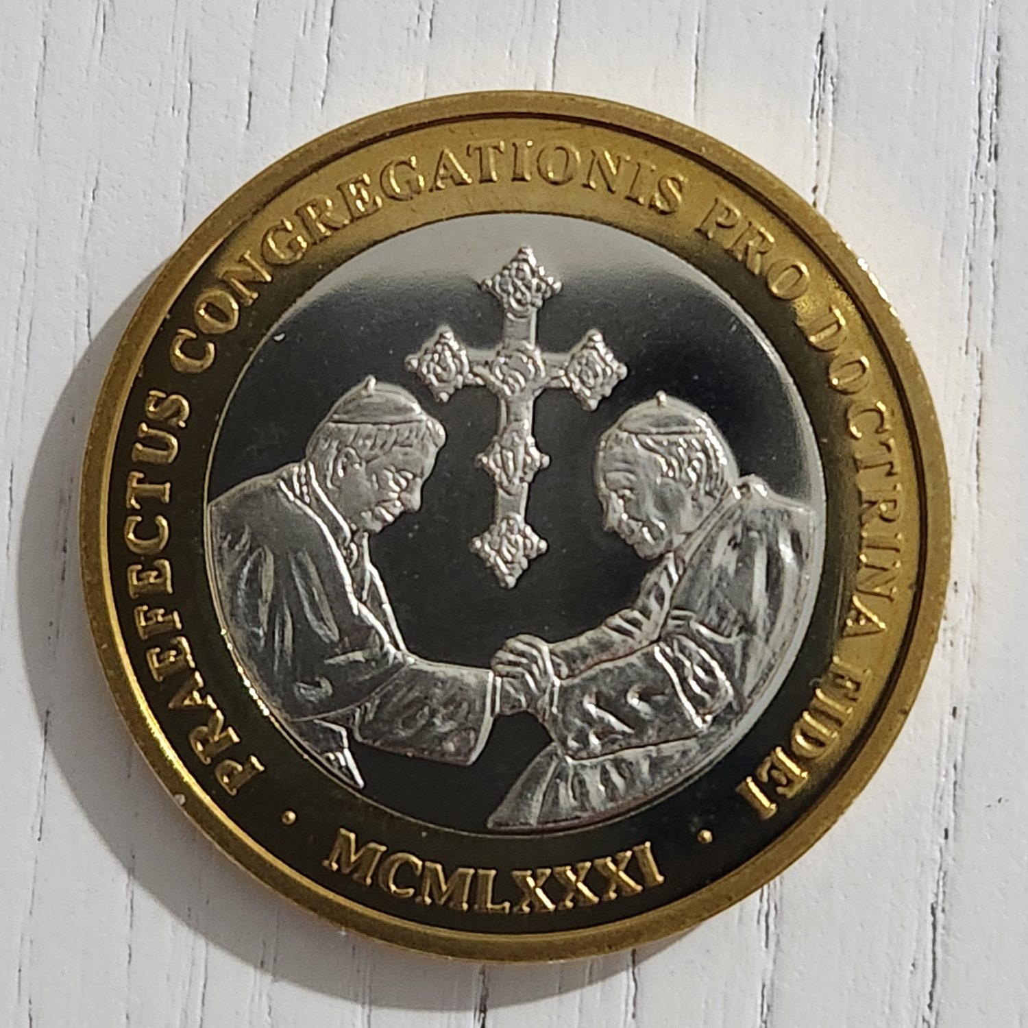 4cm Çap Nadir Papa Hristiyan Madalya