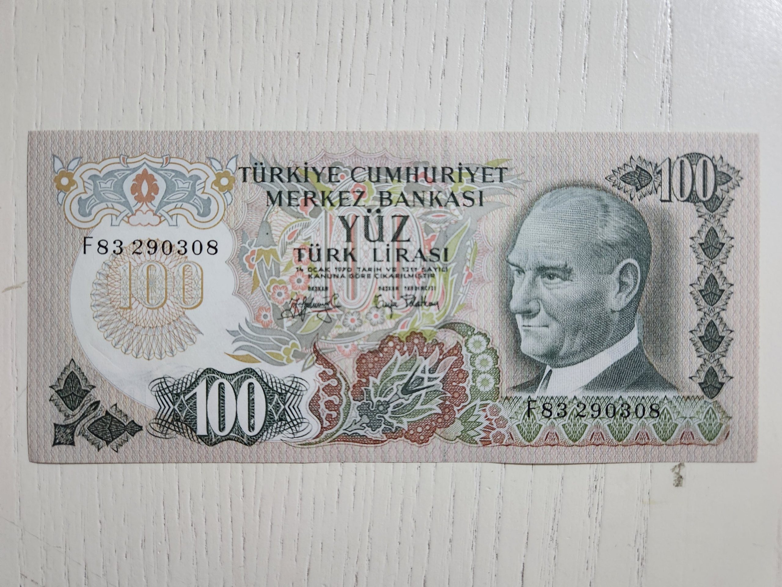 1000036230-scaled.jpg 6.Emisyon 100 Lira Tertemiz Durumda - Görsel 1