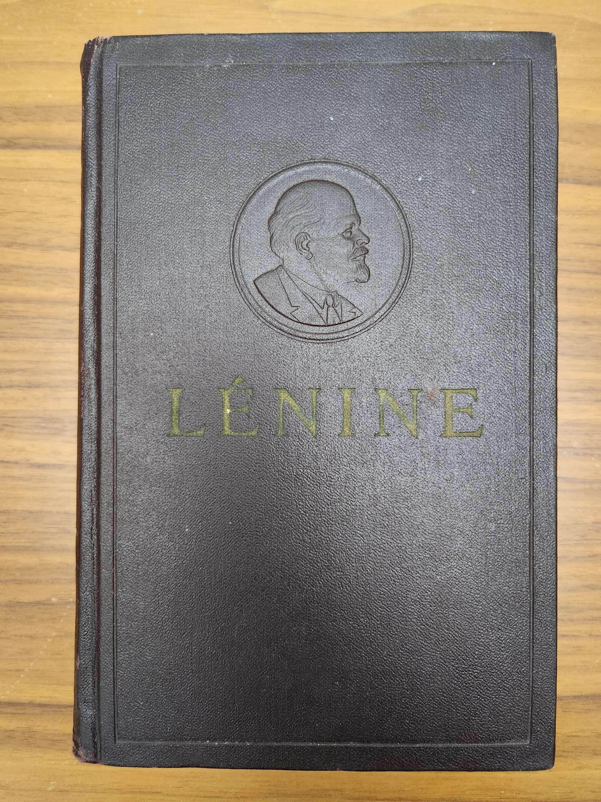 1000050716-scaled.jpg 650 Sayfa Lenin Kitap Fransızca Yabancı - Görsel 1