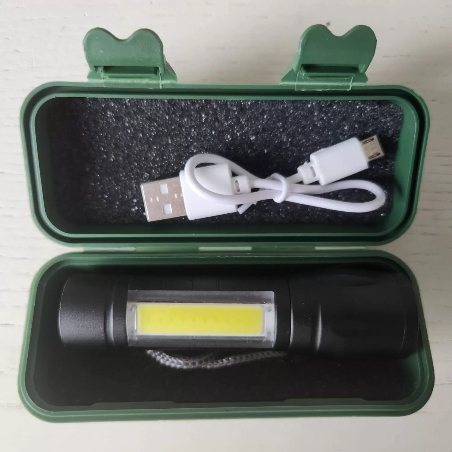 USB Șarjlı 3 Kademeli El Feneri Kamp