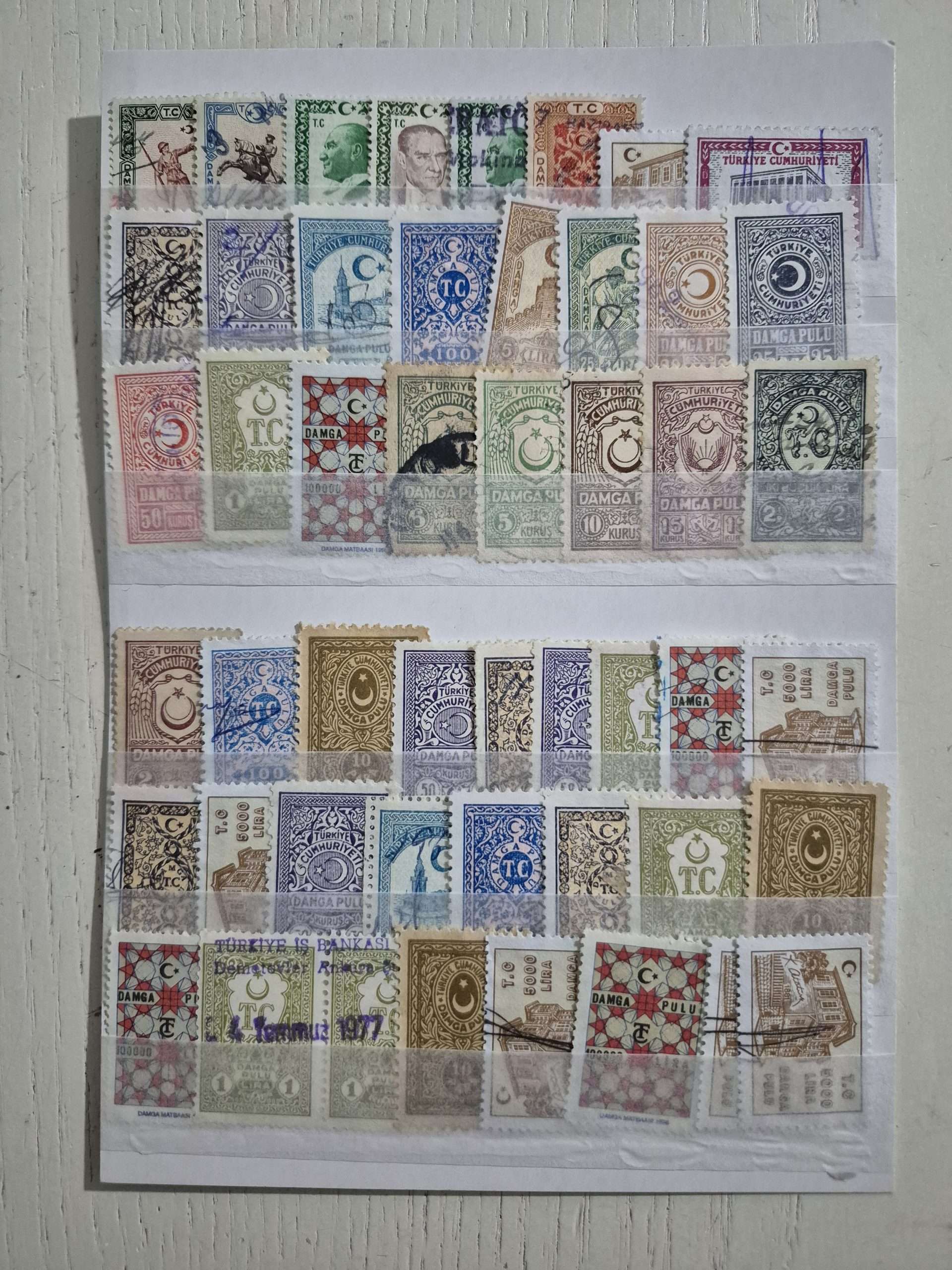 2026/01/1000066852-scaled.jpg Kartelasında Yerli Damga Pulları Nadir - Görsel 1