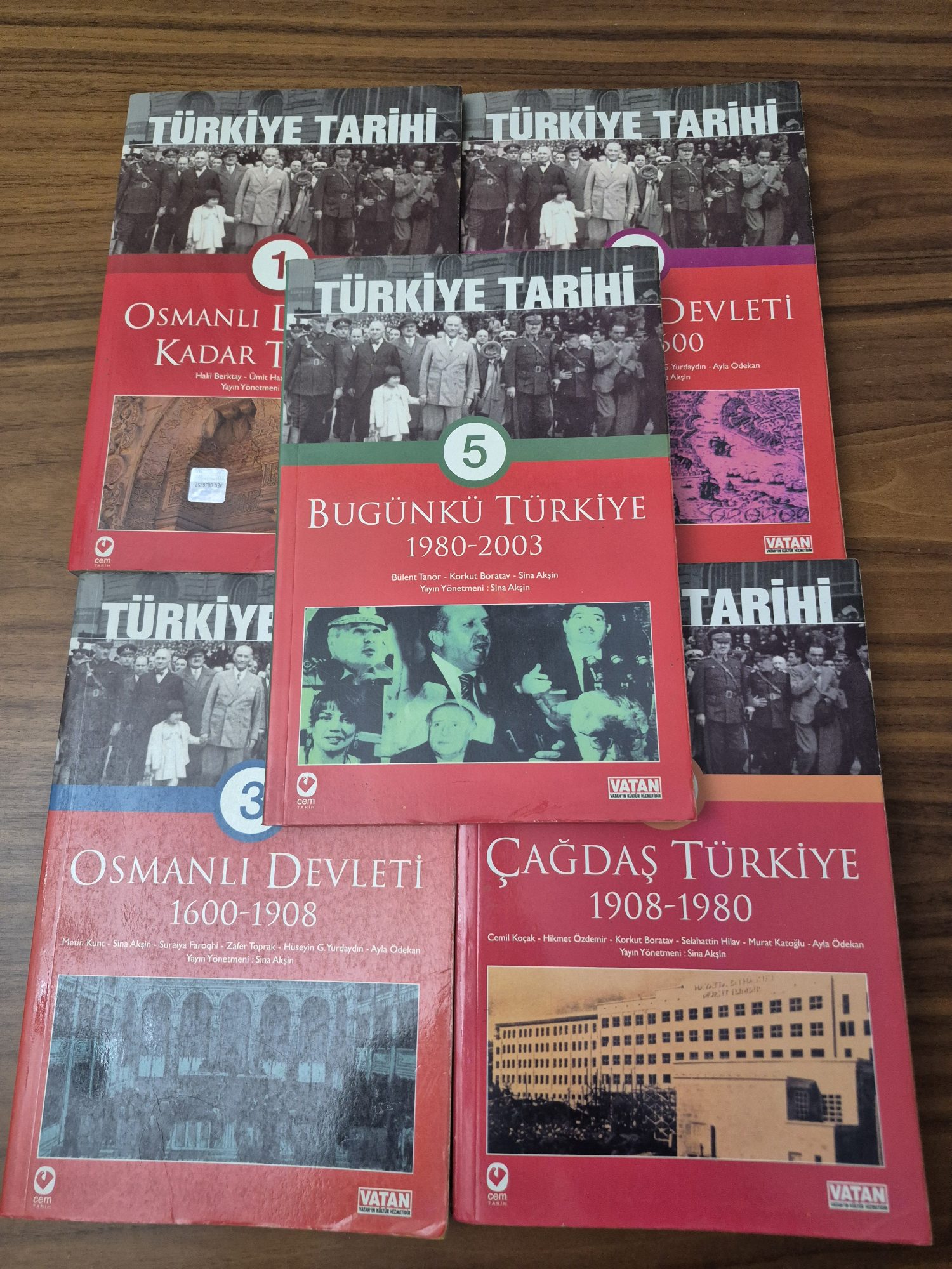 Türkiye Tarihi Kitap Seti 5 Adet 1400 sayfa - Görsel 2